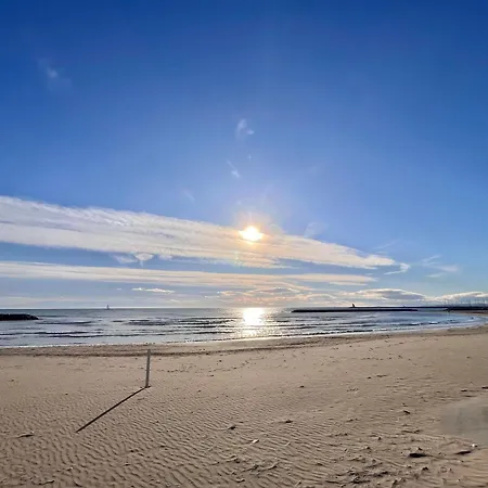 Avec Climatisation Et Parking Privé, Proche Plages - Fr-1-716-62
